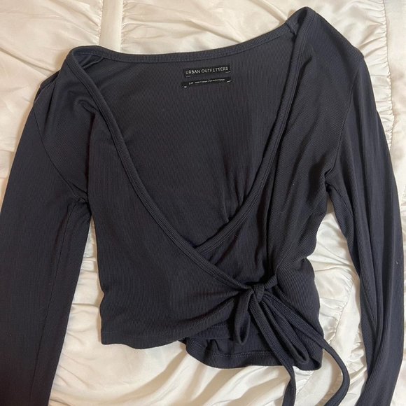 Dark Grey Urban Outfitters Going - Picture 2 of 4